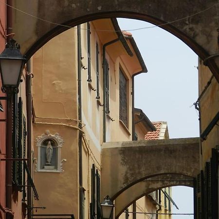 Ferienwohnung Sea View, In The Old Town Santo Stefano Al Mare Exterior foto