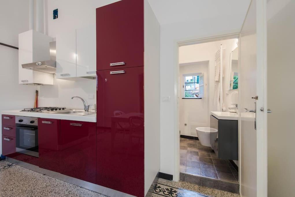 Ferienwohnung Sea View, In The Old Town Santo Stefano Al Mare Exterior foto